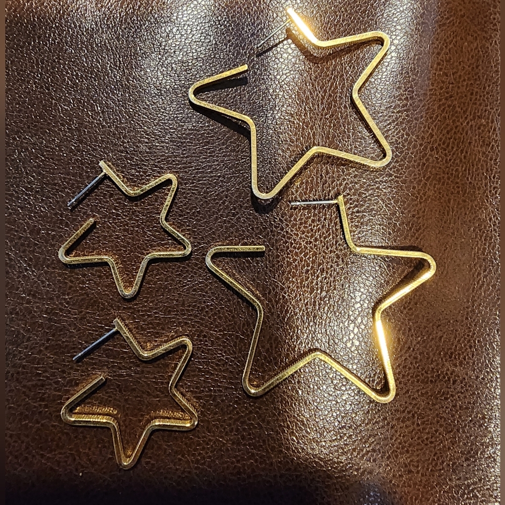 Gold Star Hoop Earrings Set